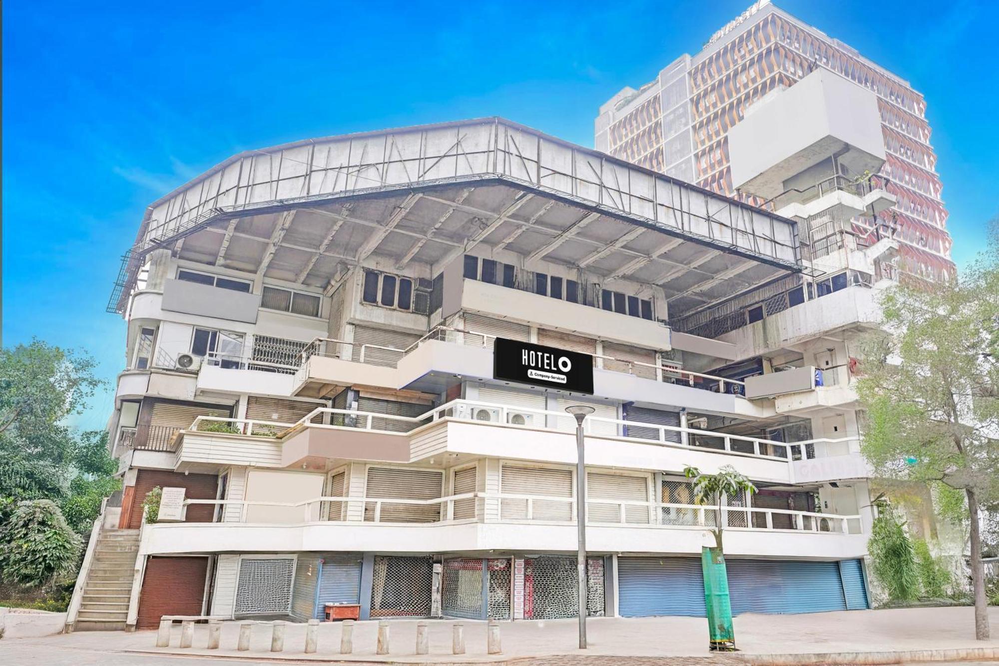 Super Hotel O Navrangpura Cg Road Formerly Hotel Yugraj Ahmadábád Kültér fotó